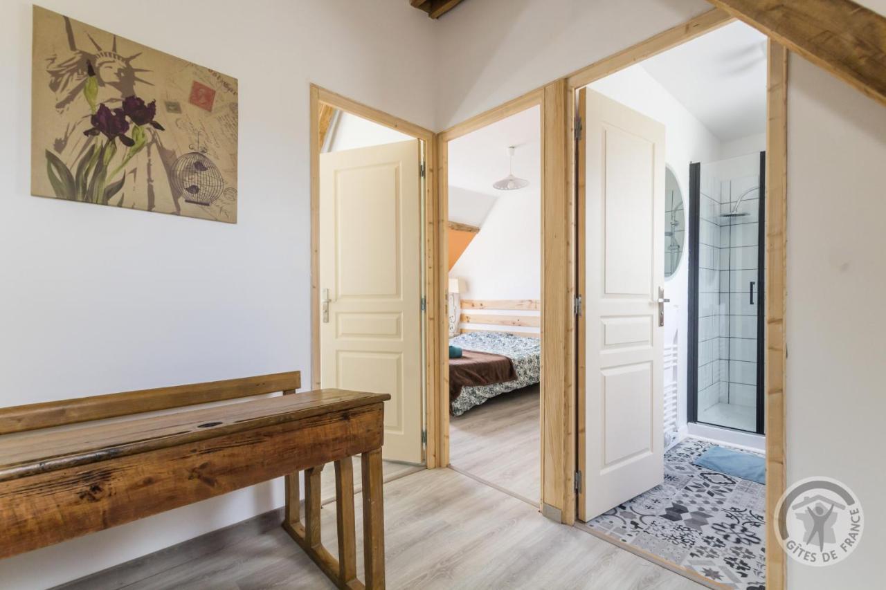 Le Jardin Des Fees Bed and Breakfast Savigny-le-Vieux Εξωτερικό φωτογραφία