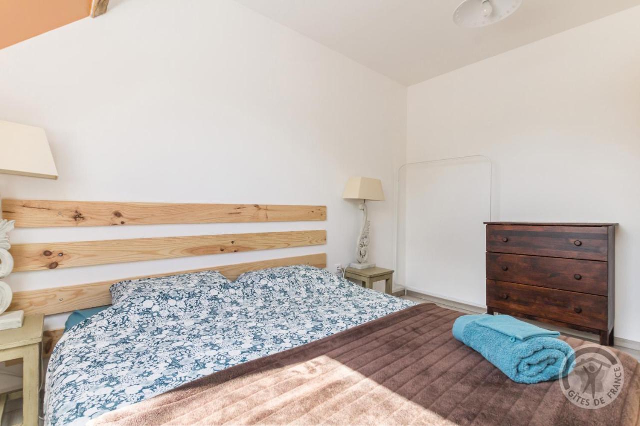 Le Jardin Des Fees Bed and Breakfast Savigny-le-Vieux Εξωτερικό φωτογραφία